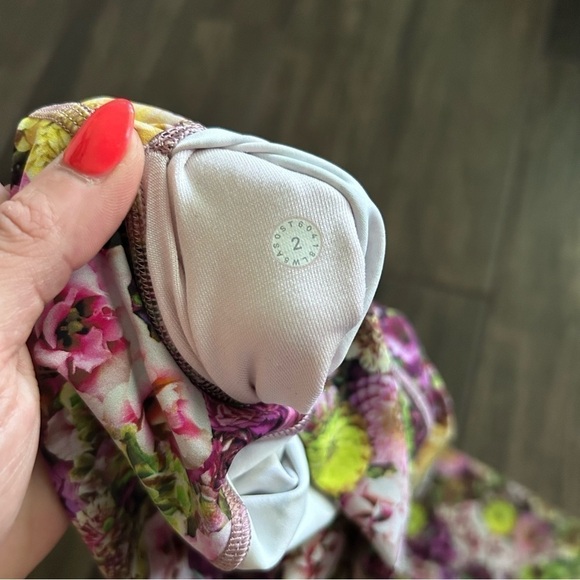 Lululemon Wunder Under High-Rise Tight Nulux Inflorescent Multi Floral Sz 2 - Picture 8 of 8